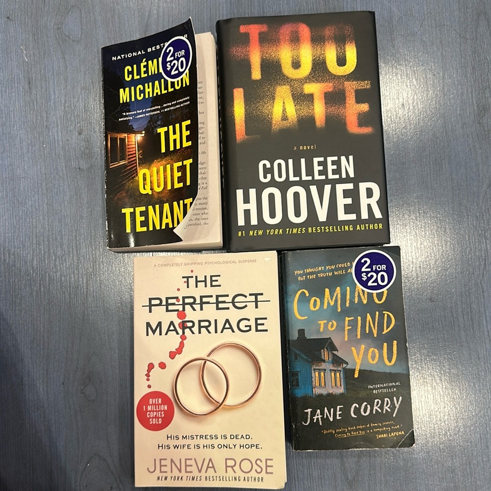 Book Bundle including Colleen Hoover and Jane Corry